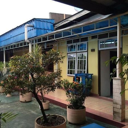 Hotel Kaisar Tarakan Ngoại thất bức ảnh