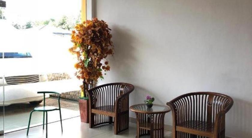 Hotel Kaisar Tarakan Ngoại thất bức ảnh
